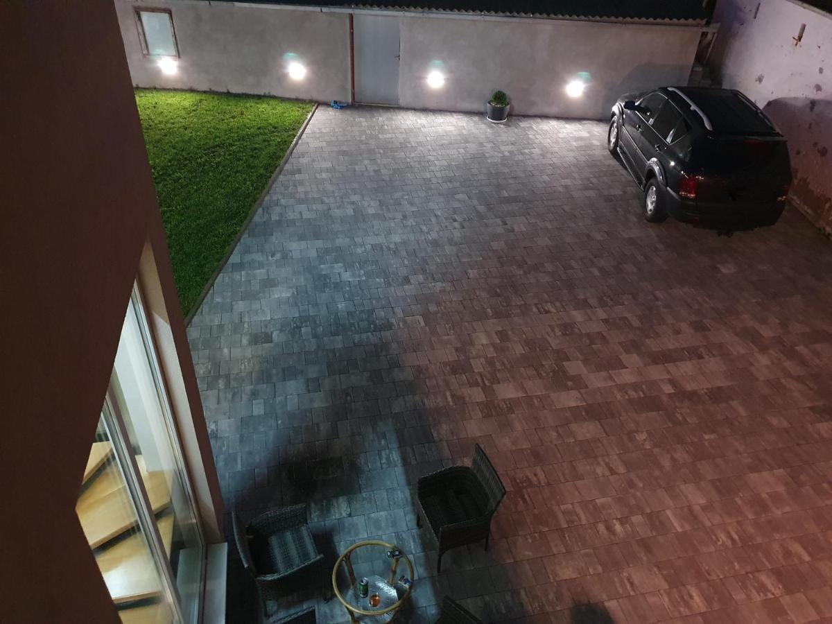 Apartman Bozur **** Satnica Dakovacka Екстериор снимка