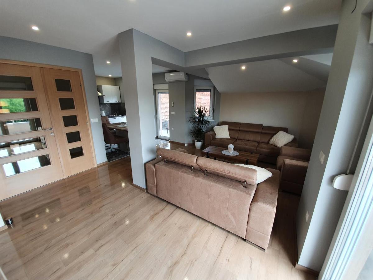 Apartman Bozur **** Satnica Dakovacka Екстериор снимка