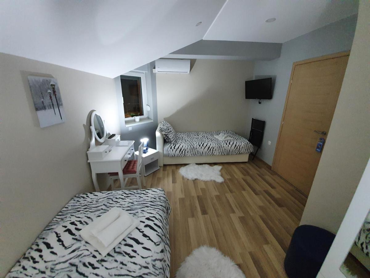 Apartman Bozur **** Satnica Dakovacka Екстериор снимка